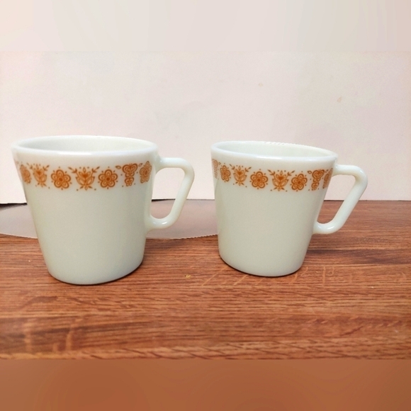 Vintage 80s Pyrex Butterfly/Flower Mugs (2) - Picture 1 of 7